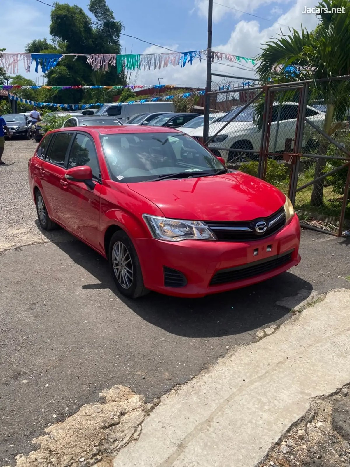 2012 TOYOTA Fielder