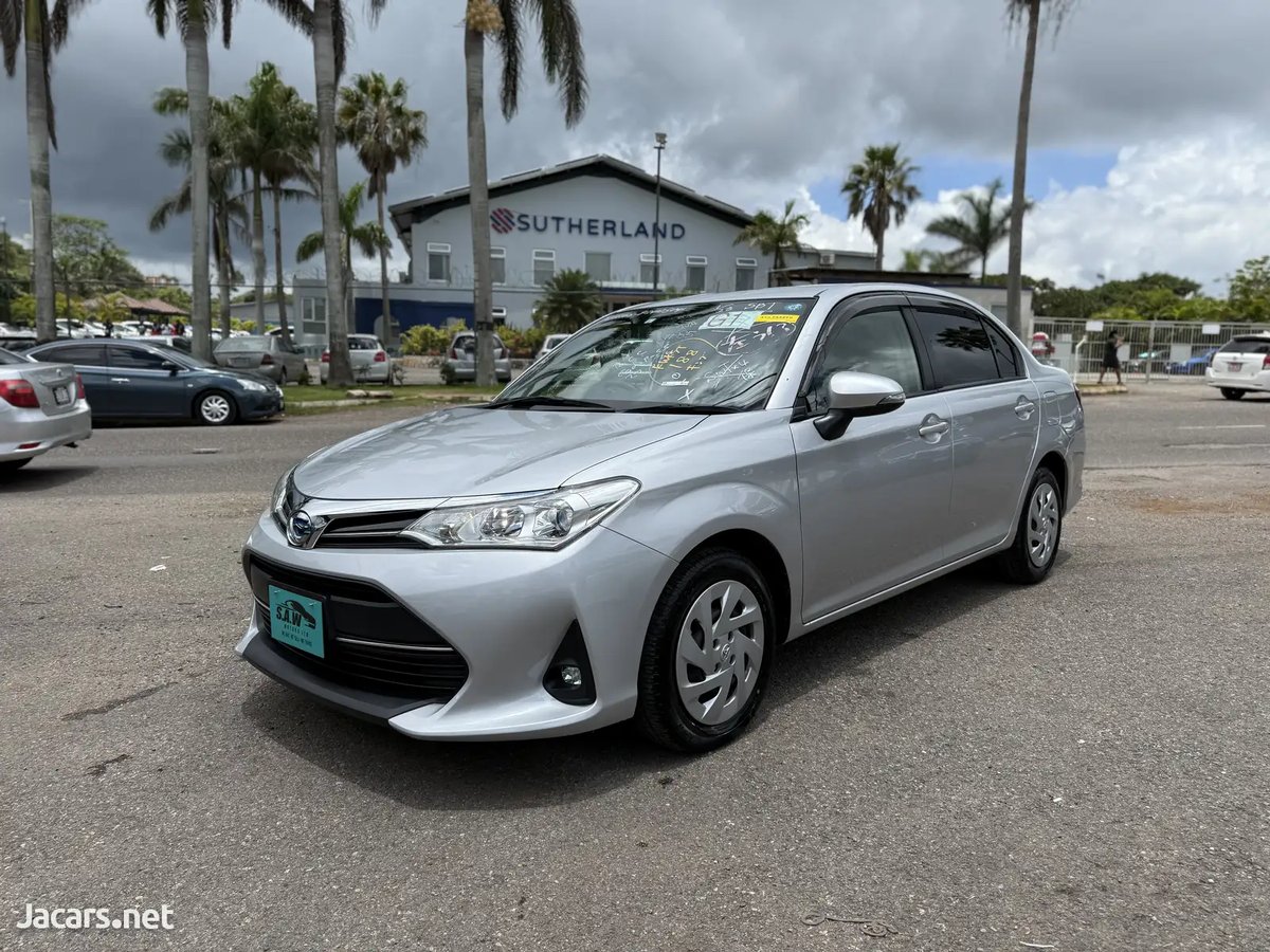 2021 TOYOTA Axio