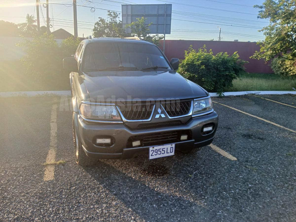 2005 MITSUBISHI MONTERO SPORT