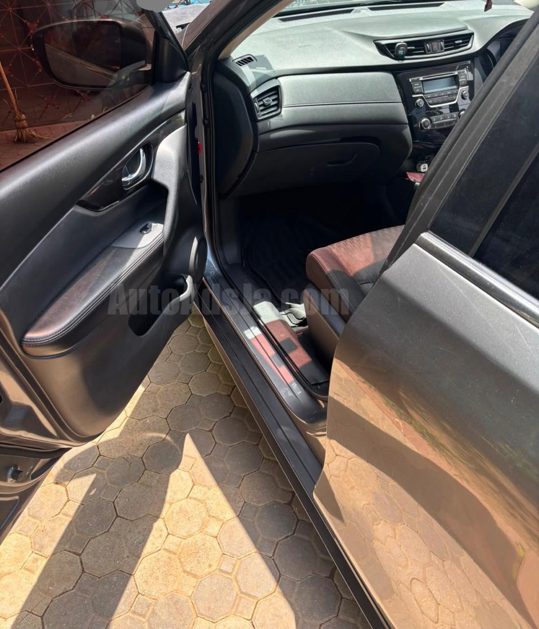 2019 NISSAN X TRAIL