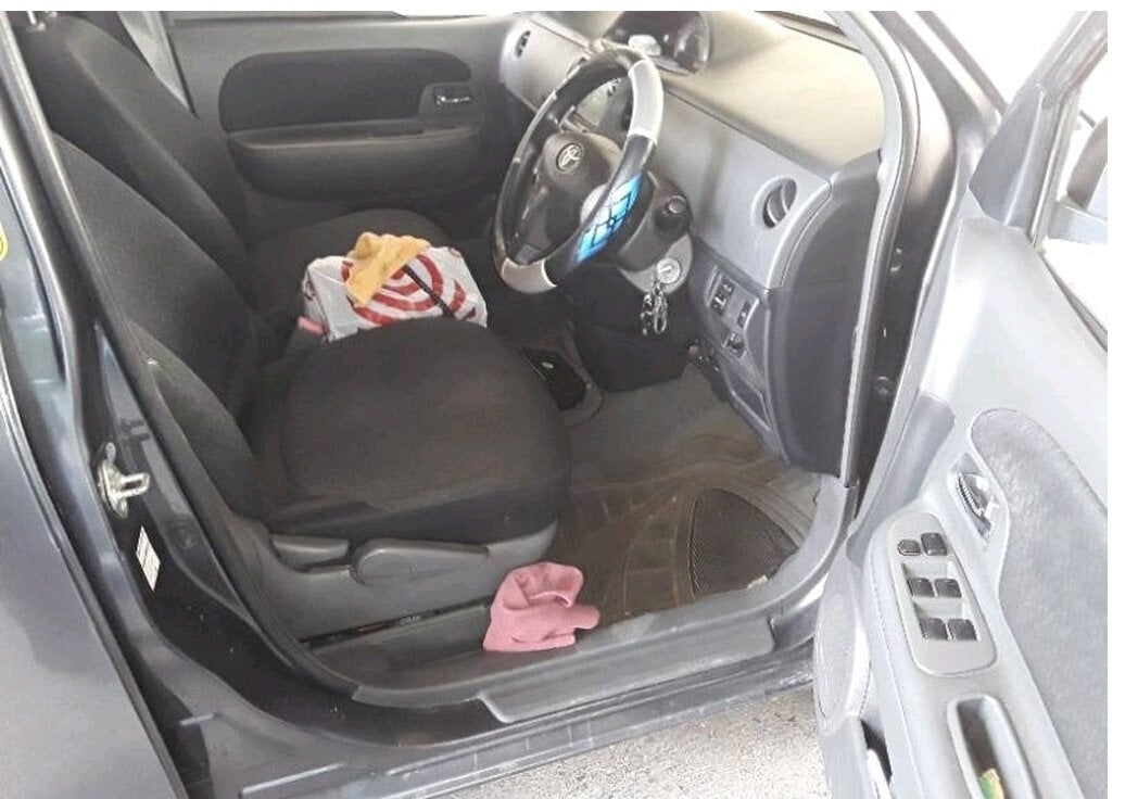 2012 TOYOTA Sienta