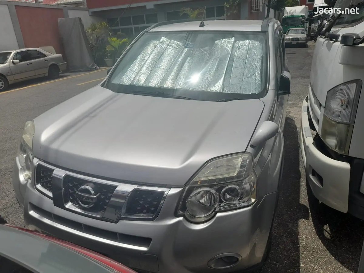 2013 NISSAN X-Trail
