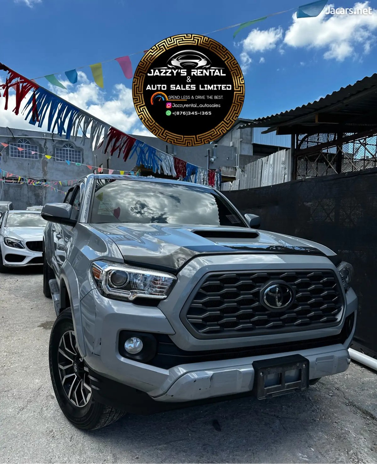 2020 TOYOTA Tacoma