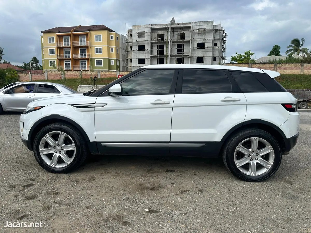 2014 Land Rover rover
