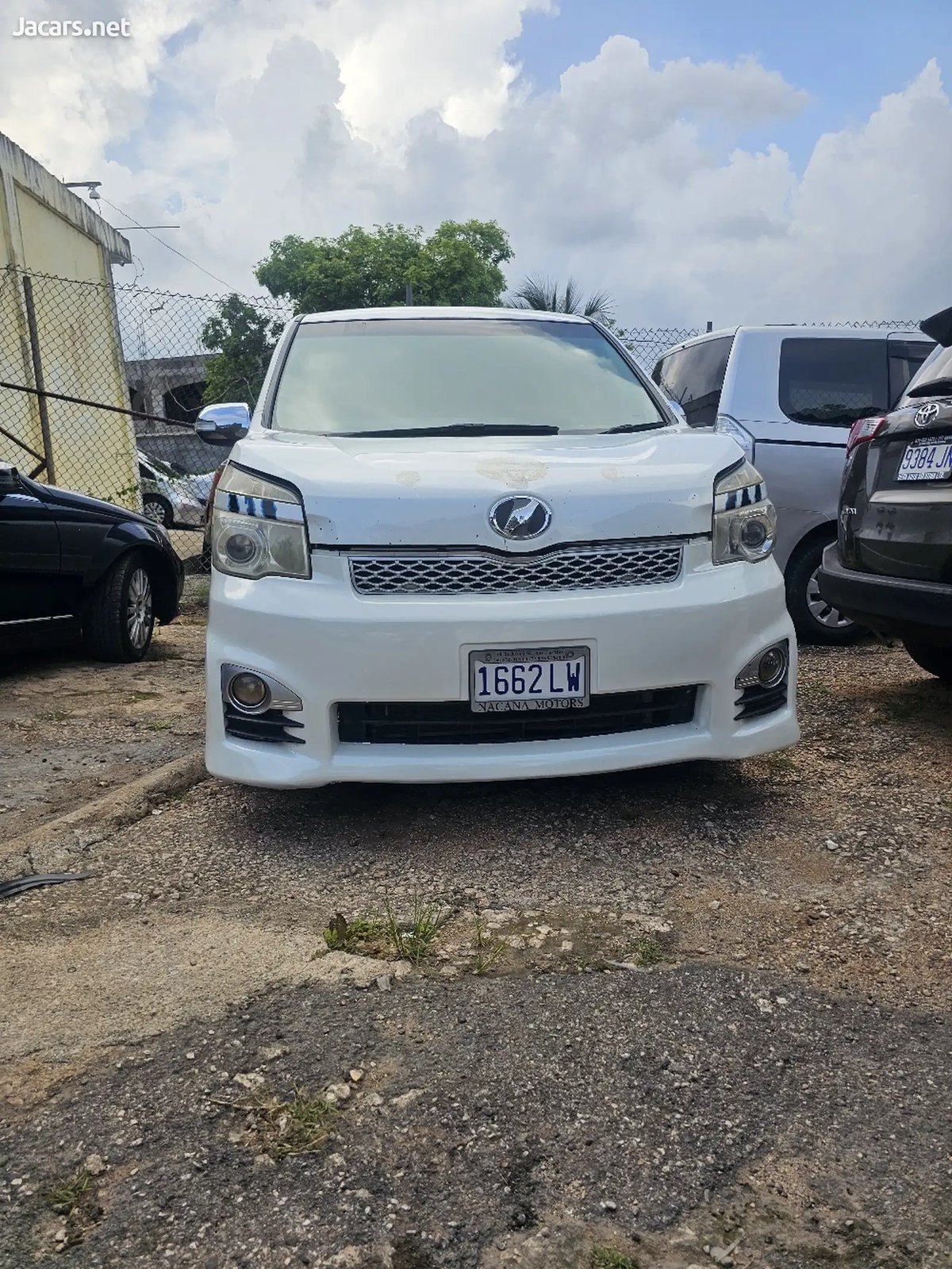 2012 TOYOTA Voxy