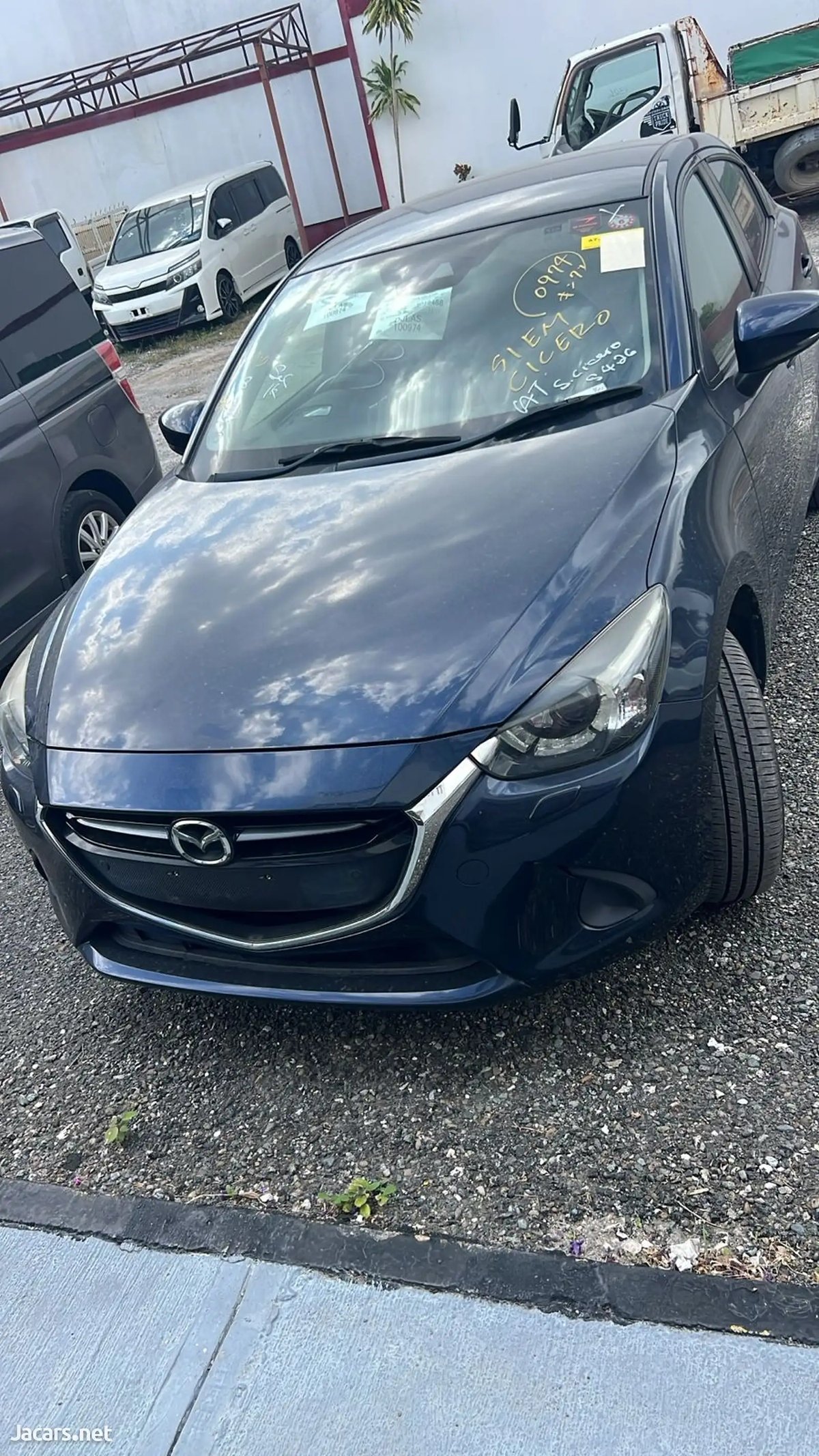 2018 MAZDA Demio
