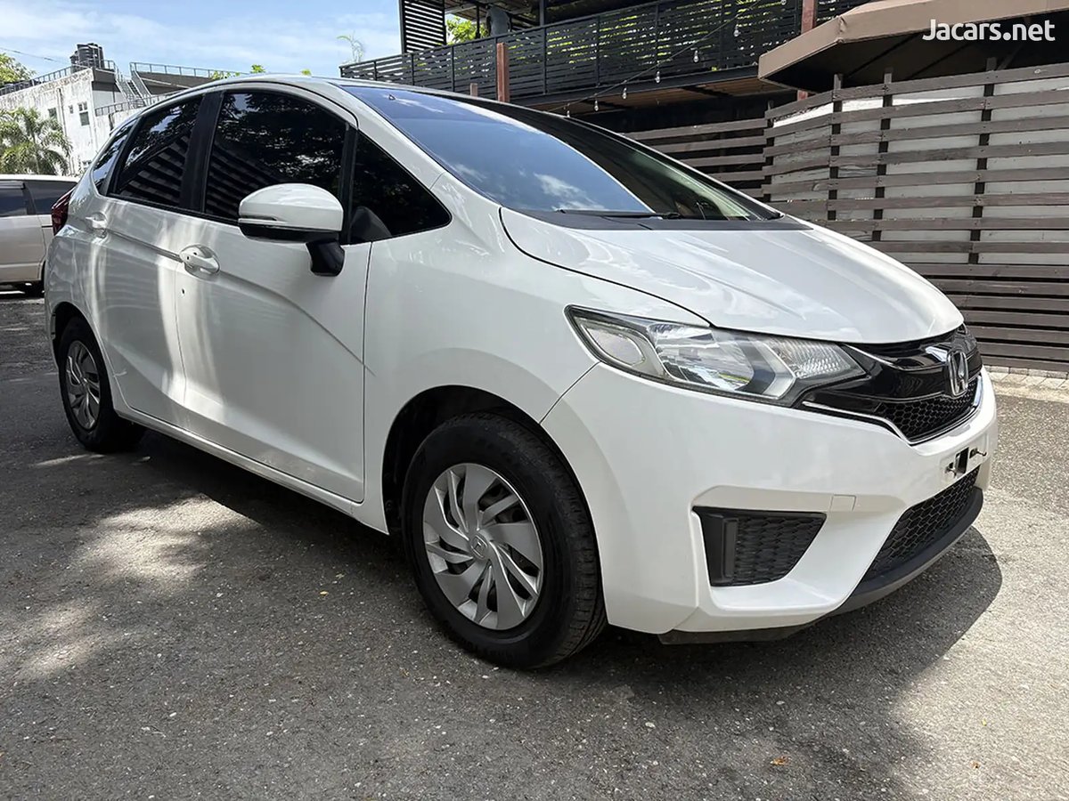 2016 HONDA Fit