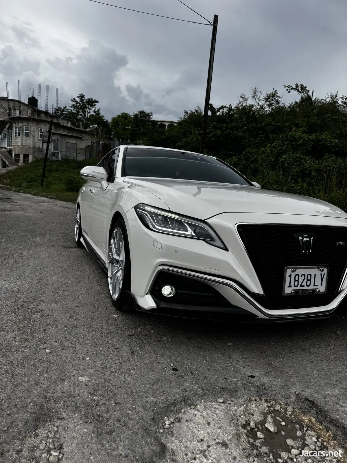 2018 TOYOTA Crown