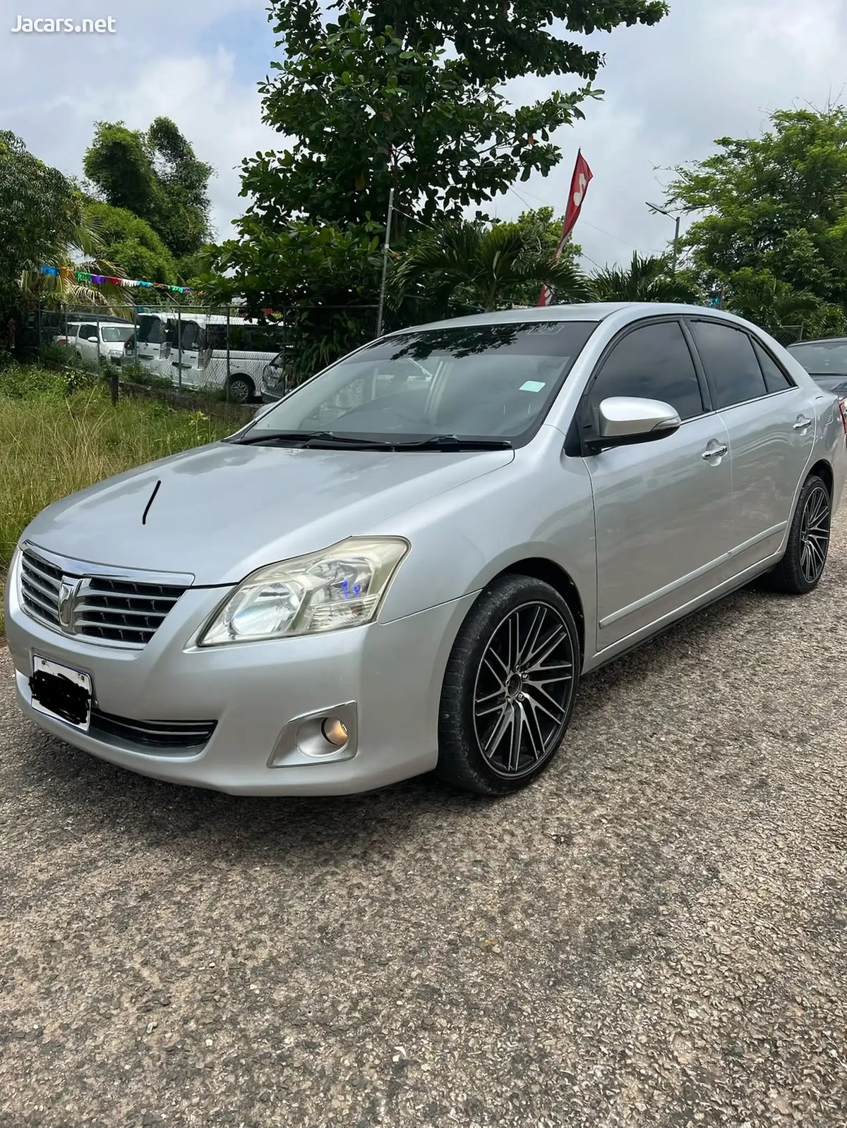 2013 TOYOTA Premio