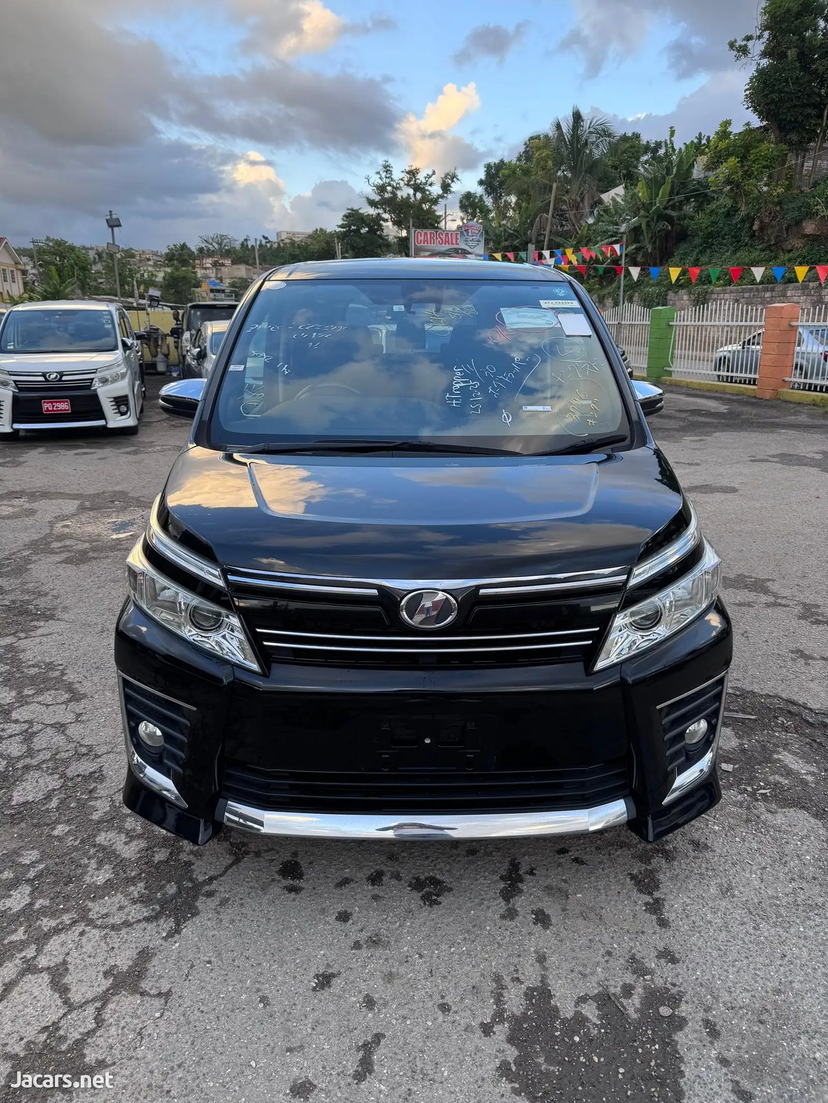 2016 TOYOTA Voxy