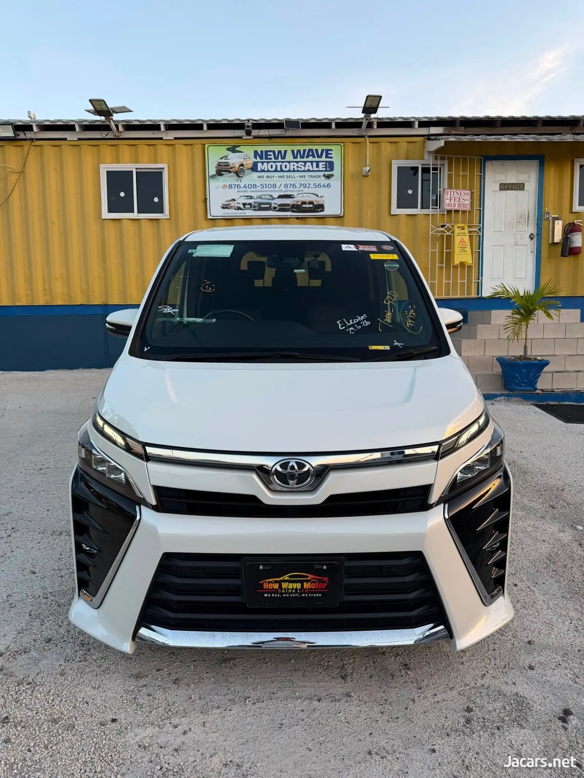 2021 TOYOTA Voxy