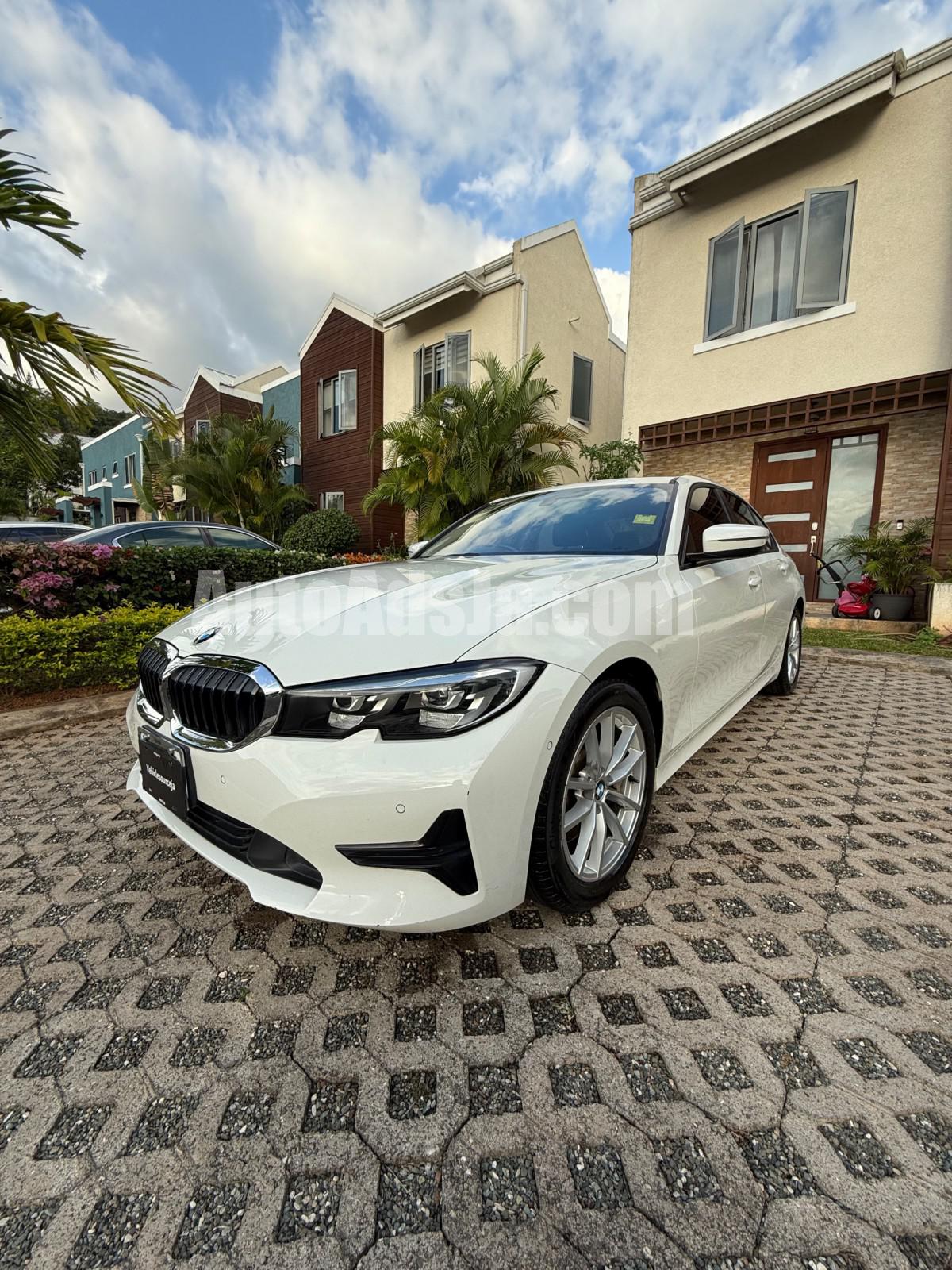 2020 BMW 330I