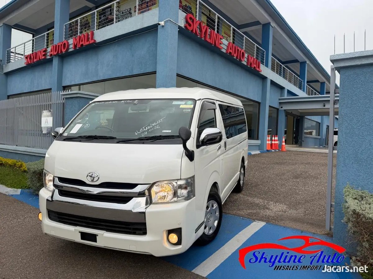2015 TOYOTA Hiace