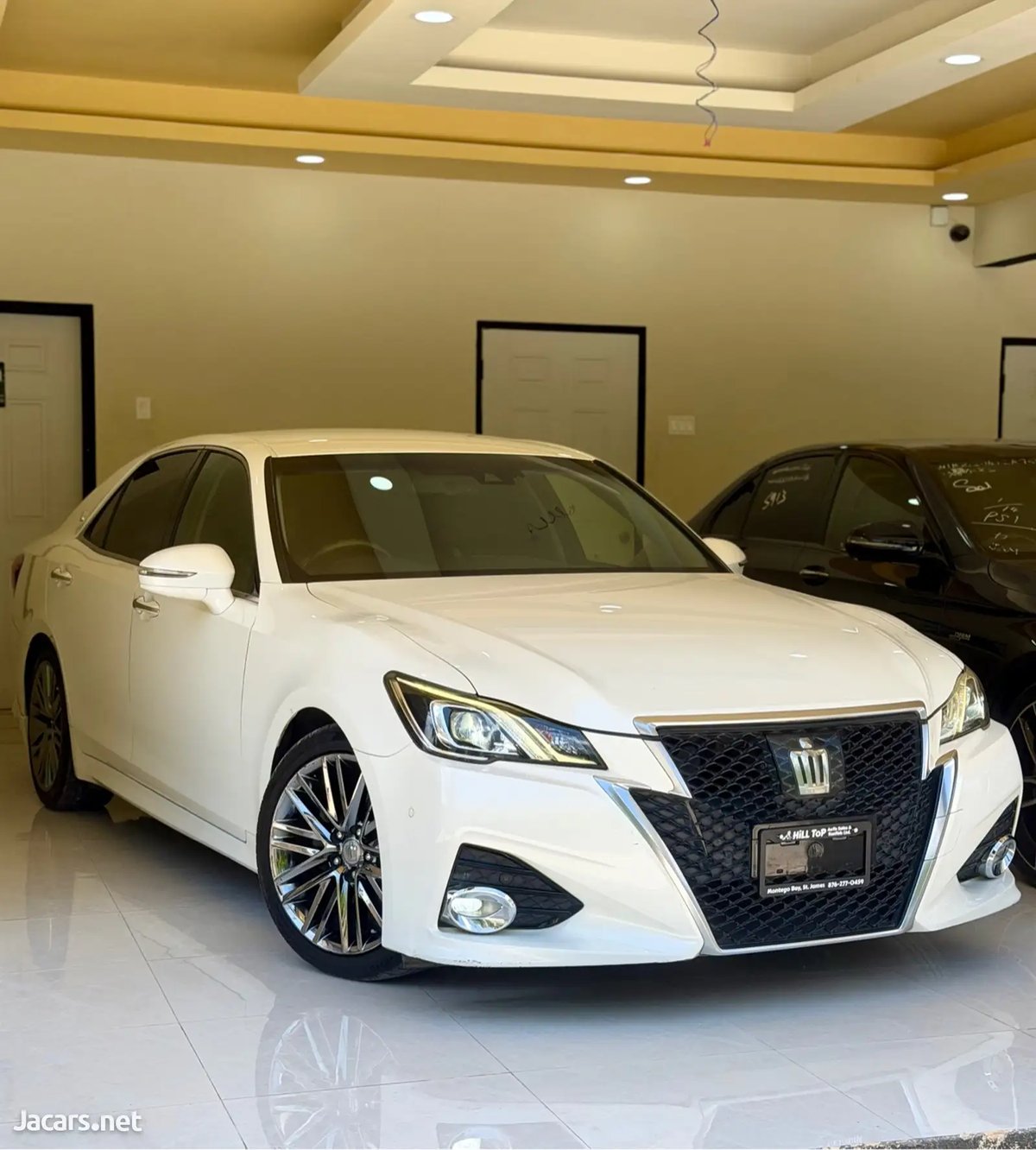 2016 TOYOTA Crown