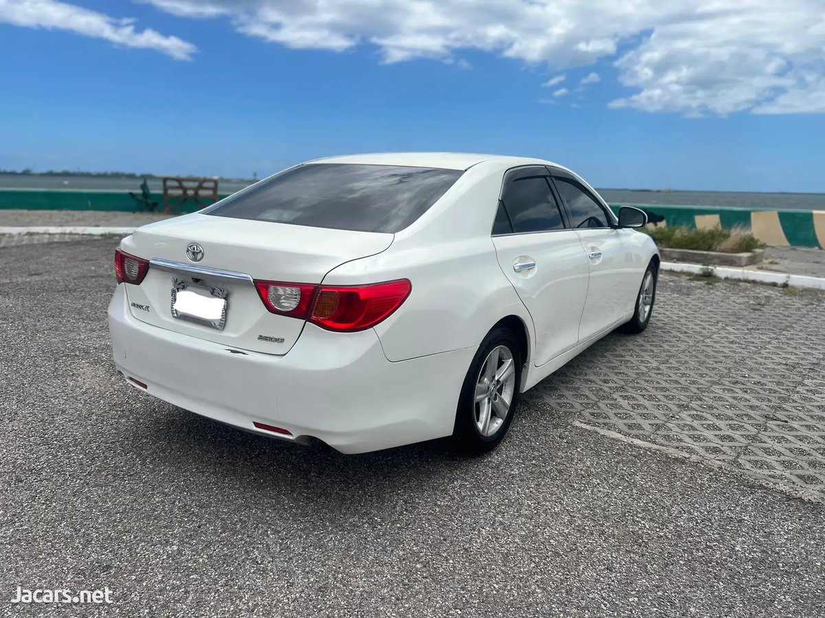 2011 TOYOTA Mark