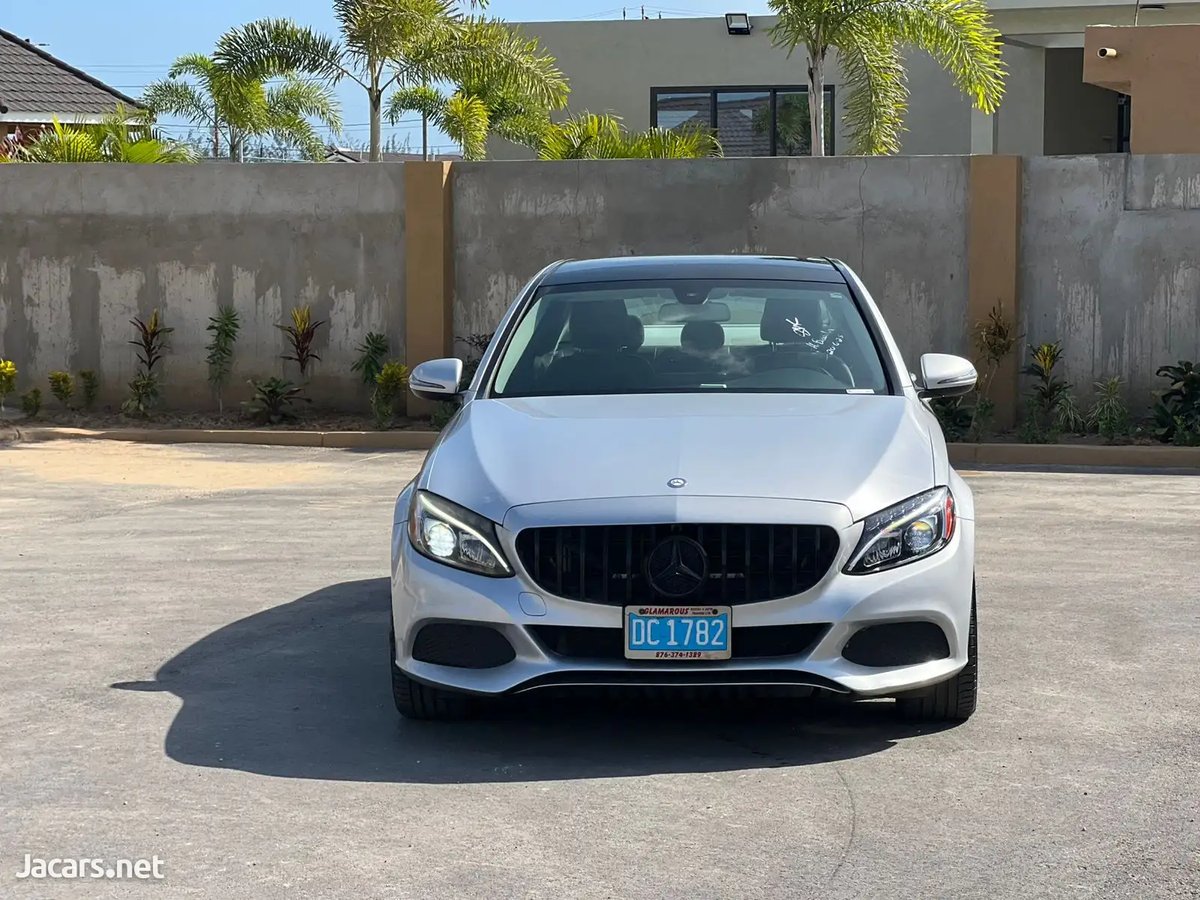 2016 Mercedes-Benz C-Class
