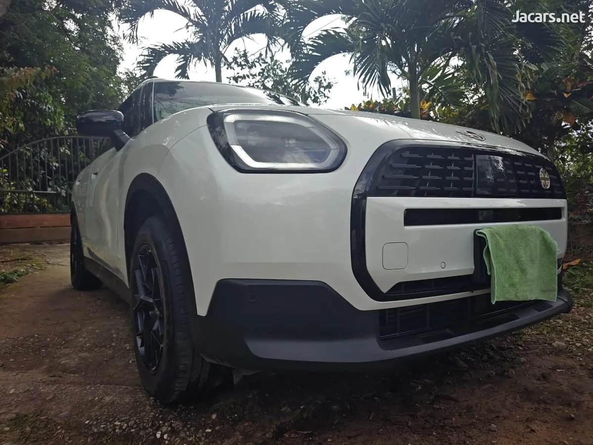 2025 Mini Countryman