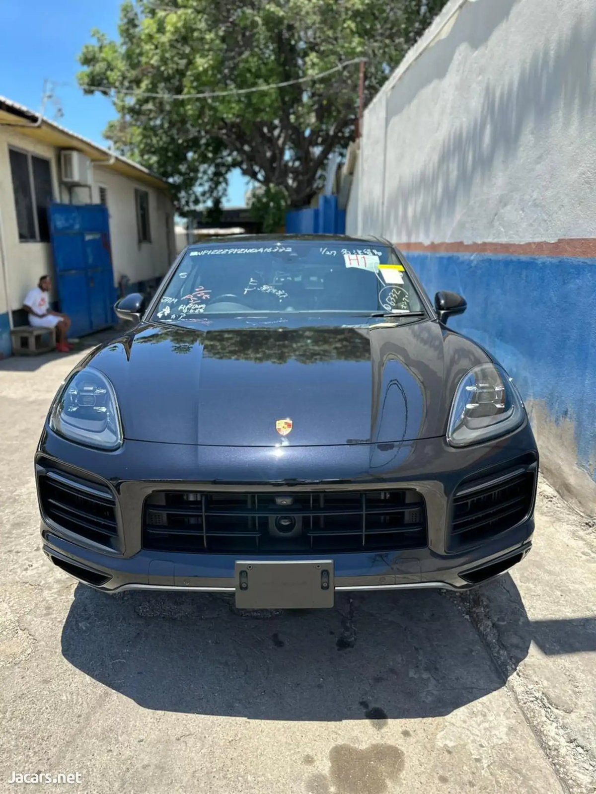2022 PORSCHE Cayenne