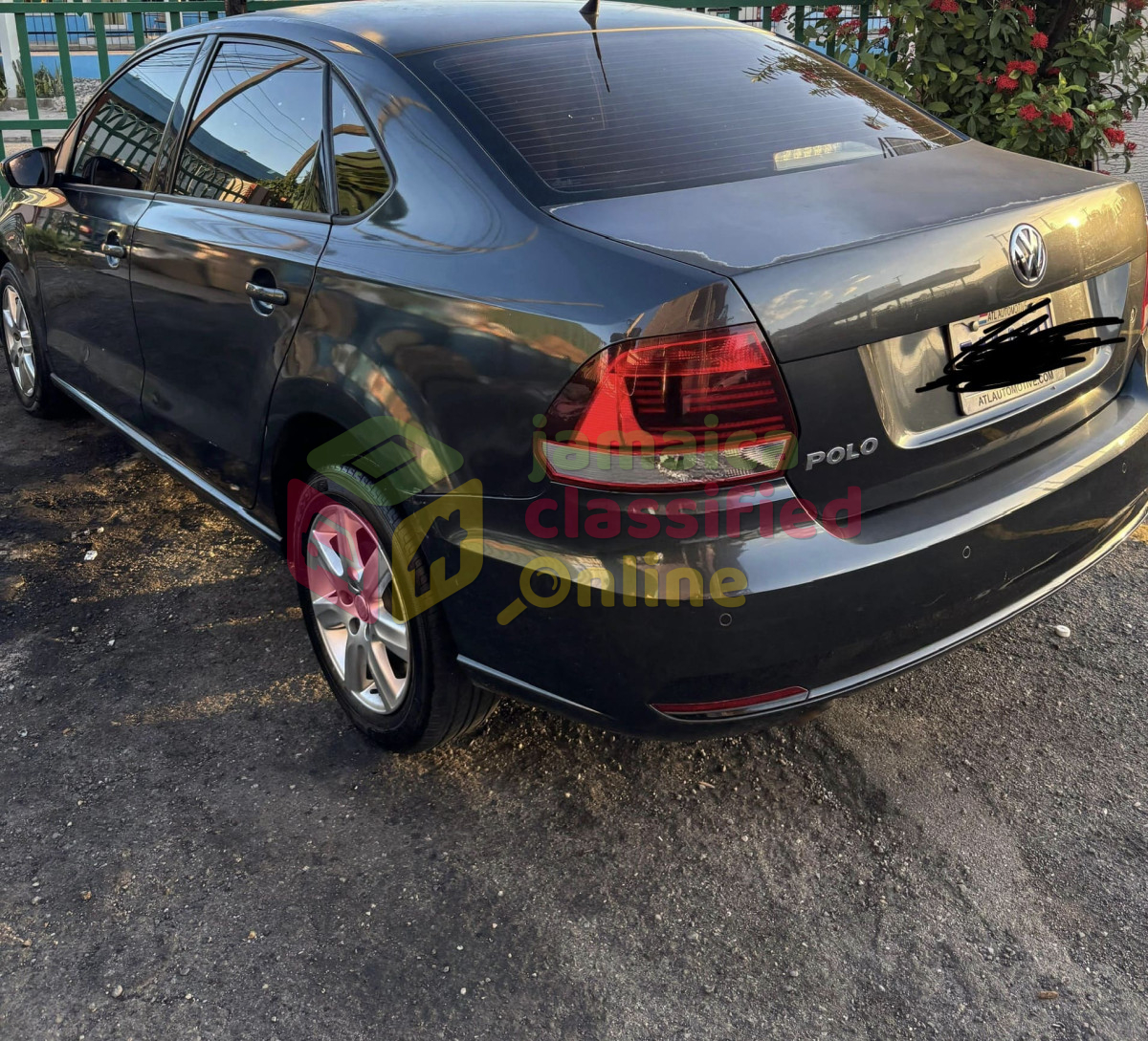 2016 VOLKSWAGEN Polo Sedan
