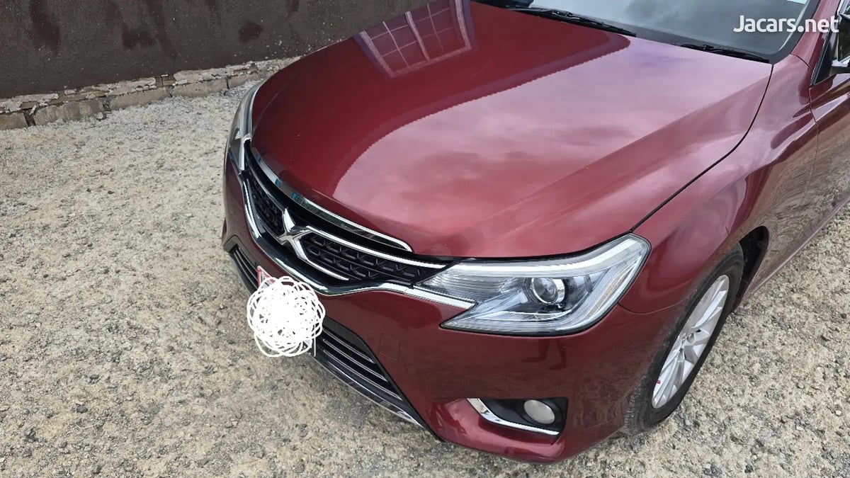 2015 TOYOTA Mark