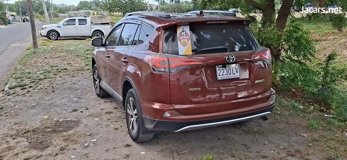 2015 TOYOTA RAV4