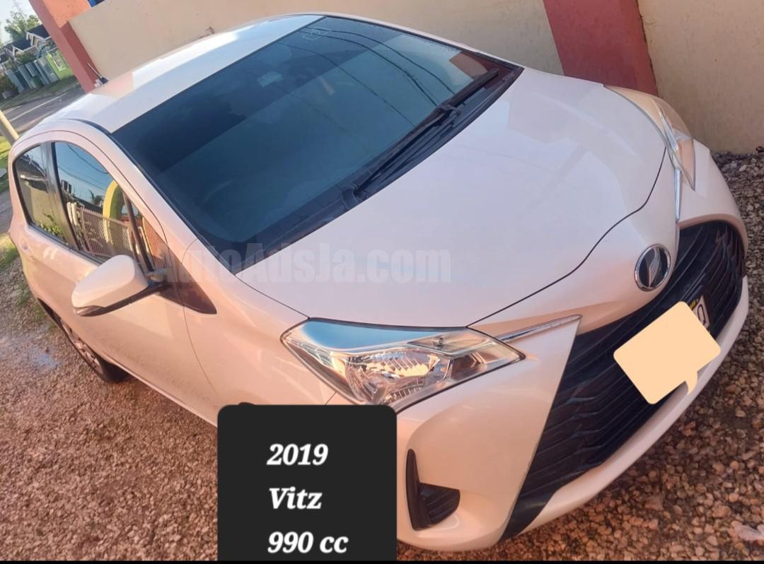 2019 TOYOTA VITZ