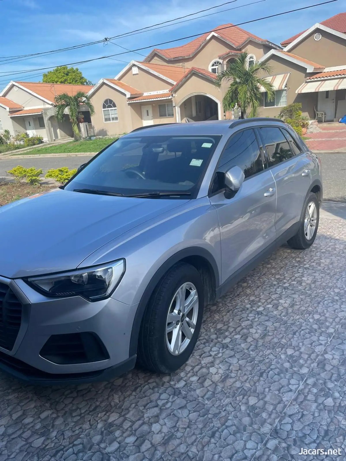 2024 AUDI Q3