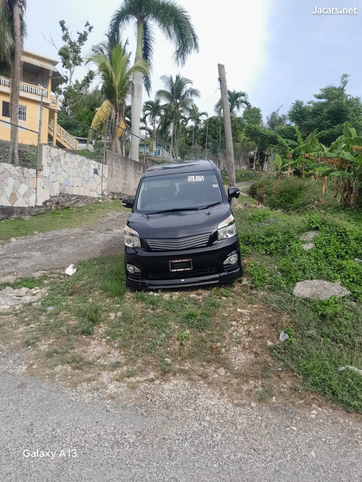 2013 TOYOTA Voxy