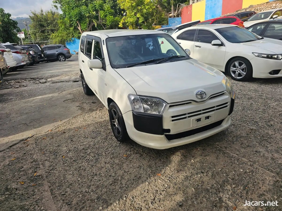 2017 TOYOTA Probox