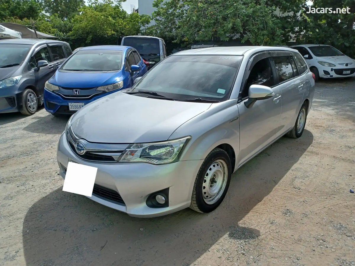 2015 TOYOTA Fielder