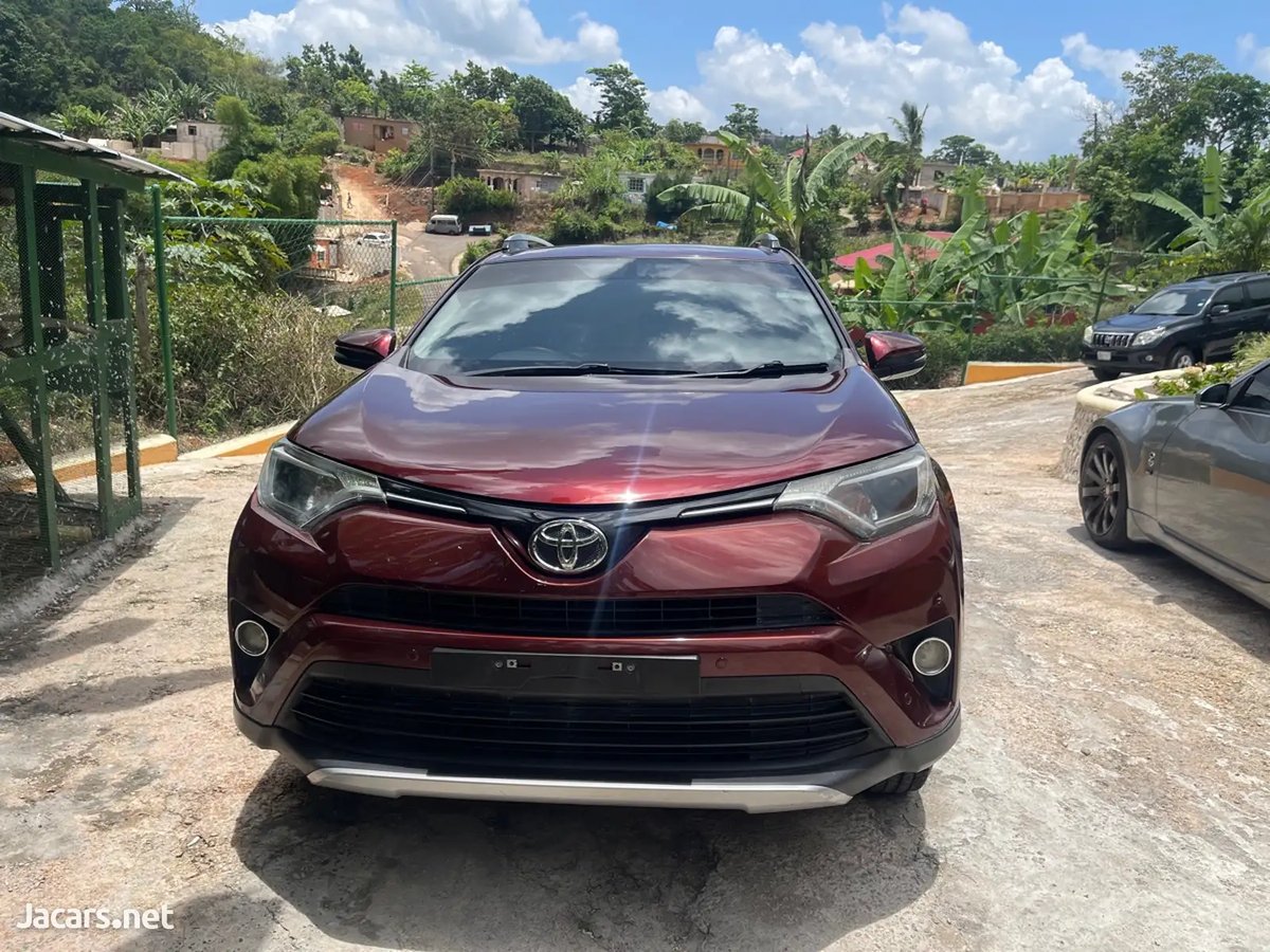 2017 TOYOTA RAV4