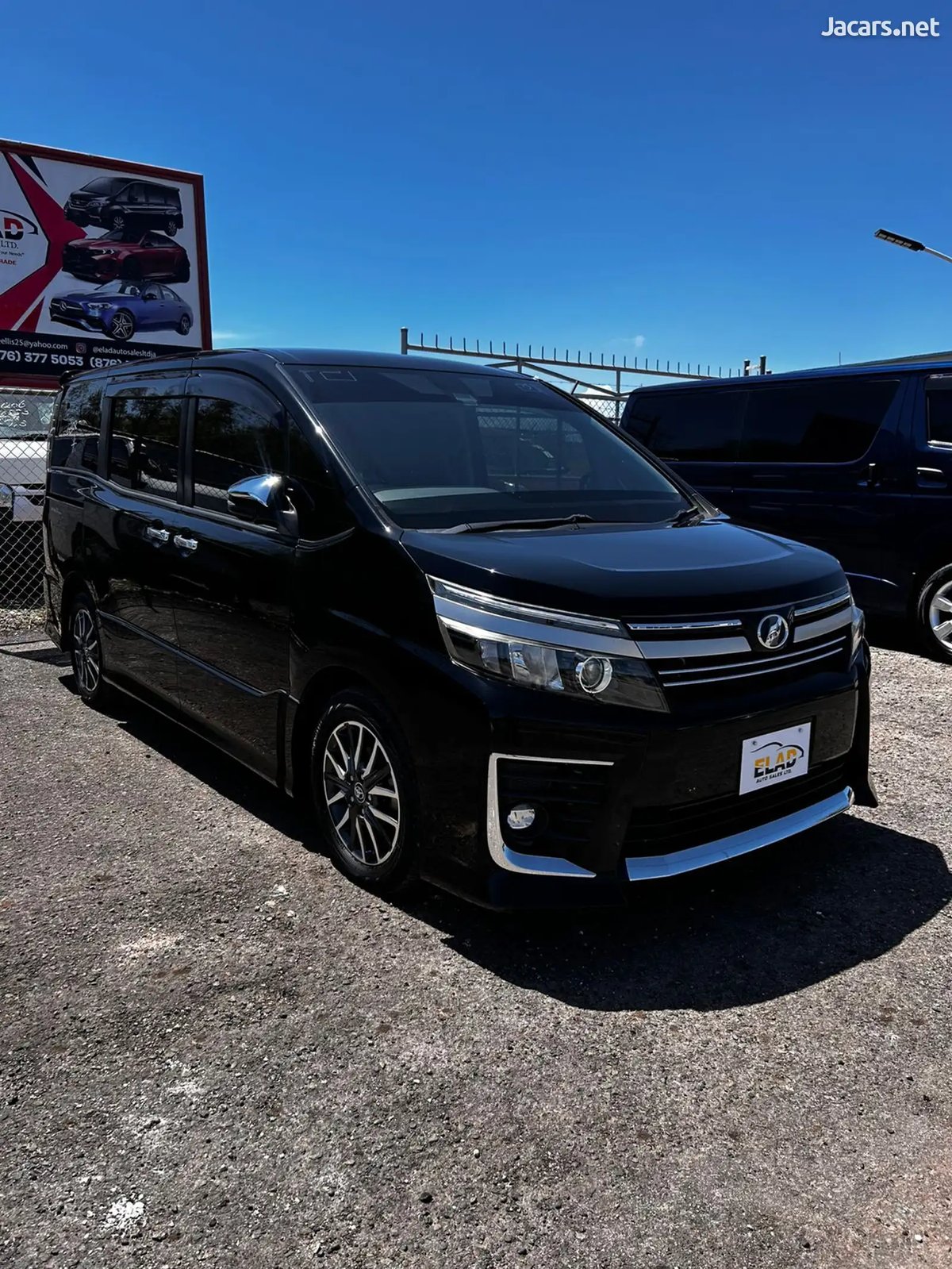 2016 TOYOTA Voxy