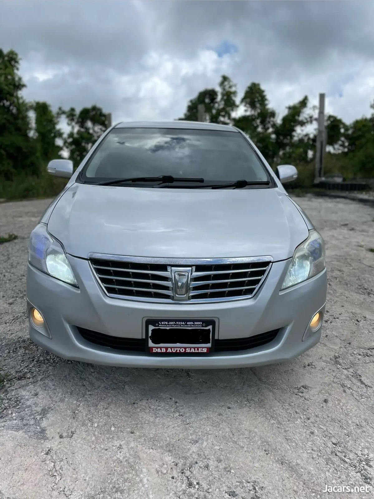 2011 TOYOTA Premio