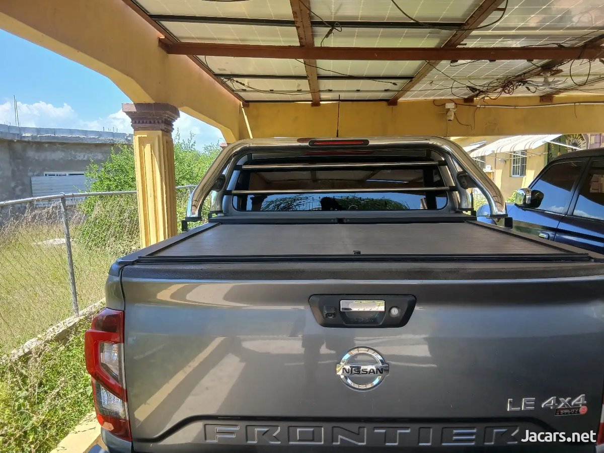 2024 NISSAN Frontier