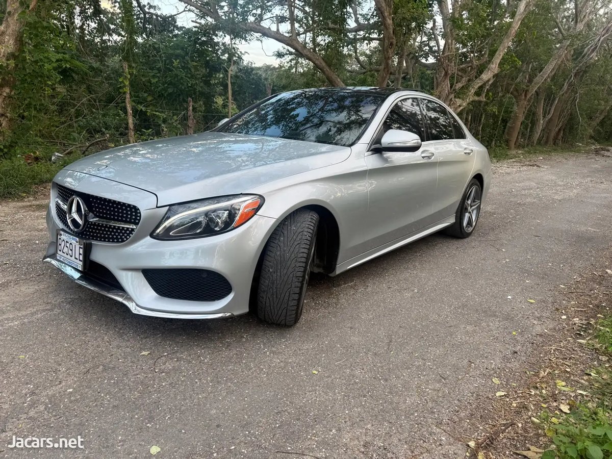 2015 Mercedes-Benz C-Class