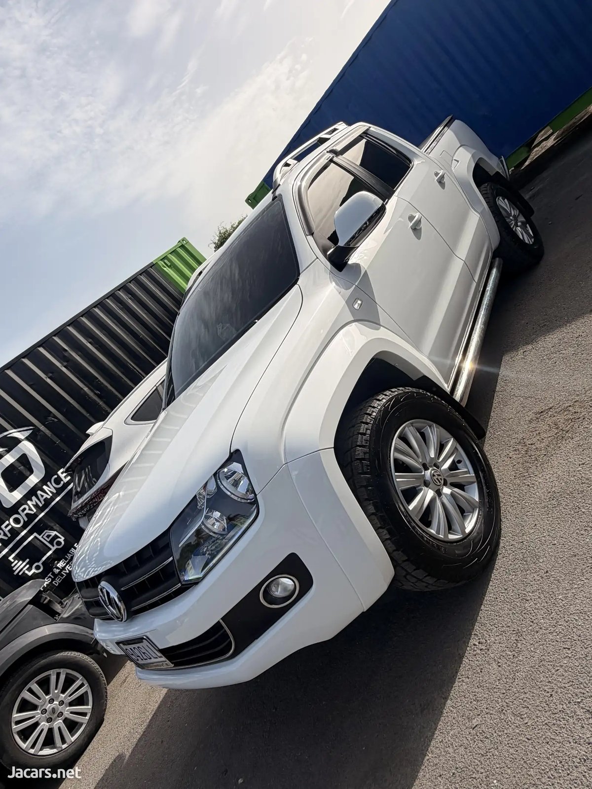 2011 VOLKSWAGEN Amarok
