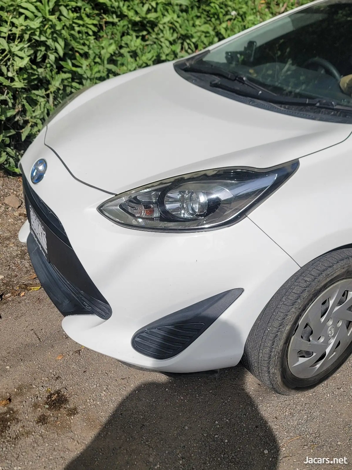 2017 TOYOTA Aqua