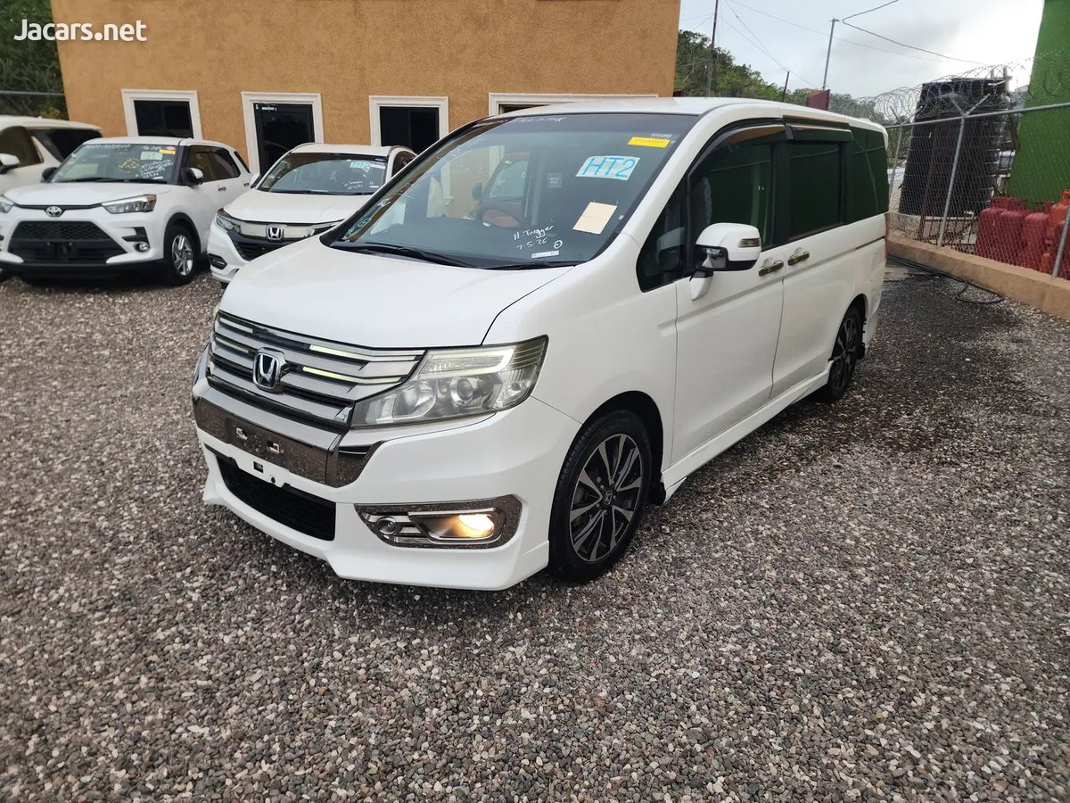 2015 HONDA Stepwgn