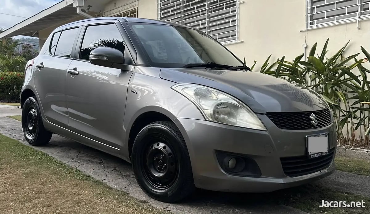 2014 SUZUKI Swift
