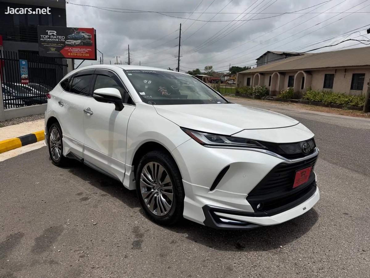2022 TOYOTA Harrier