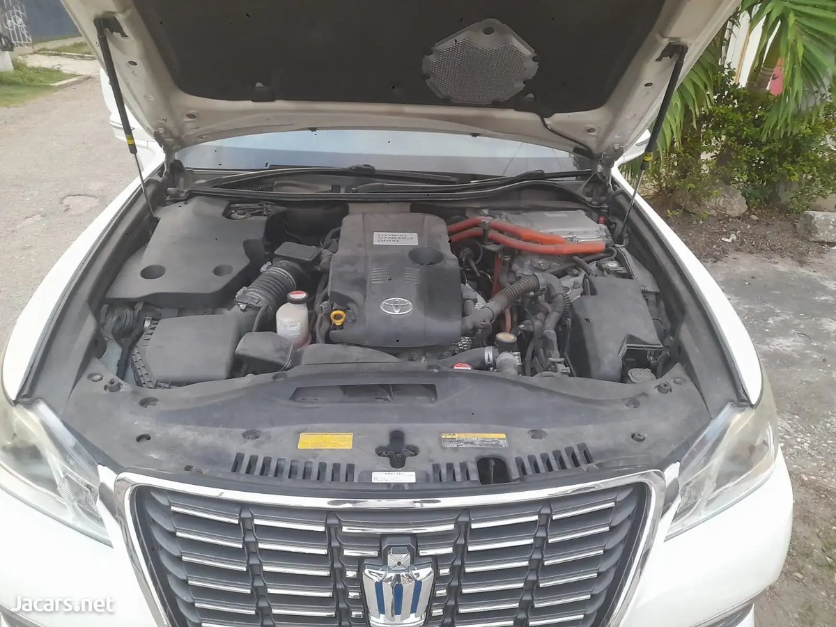 2014 TOYOTA Crown