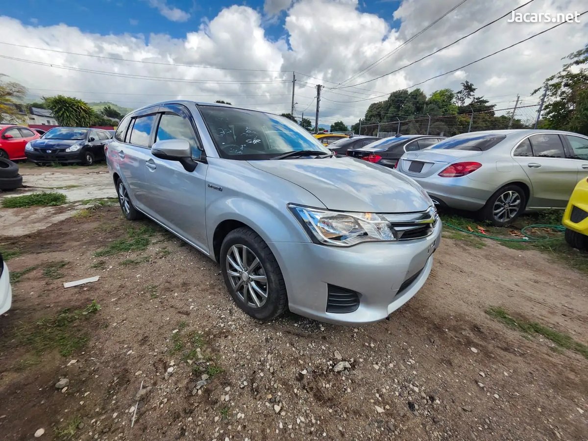 2015 TOYOTA Fielder
