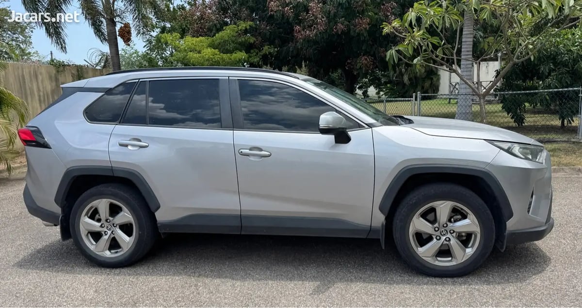 2022 TOYOTA RAV4