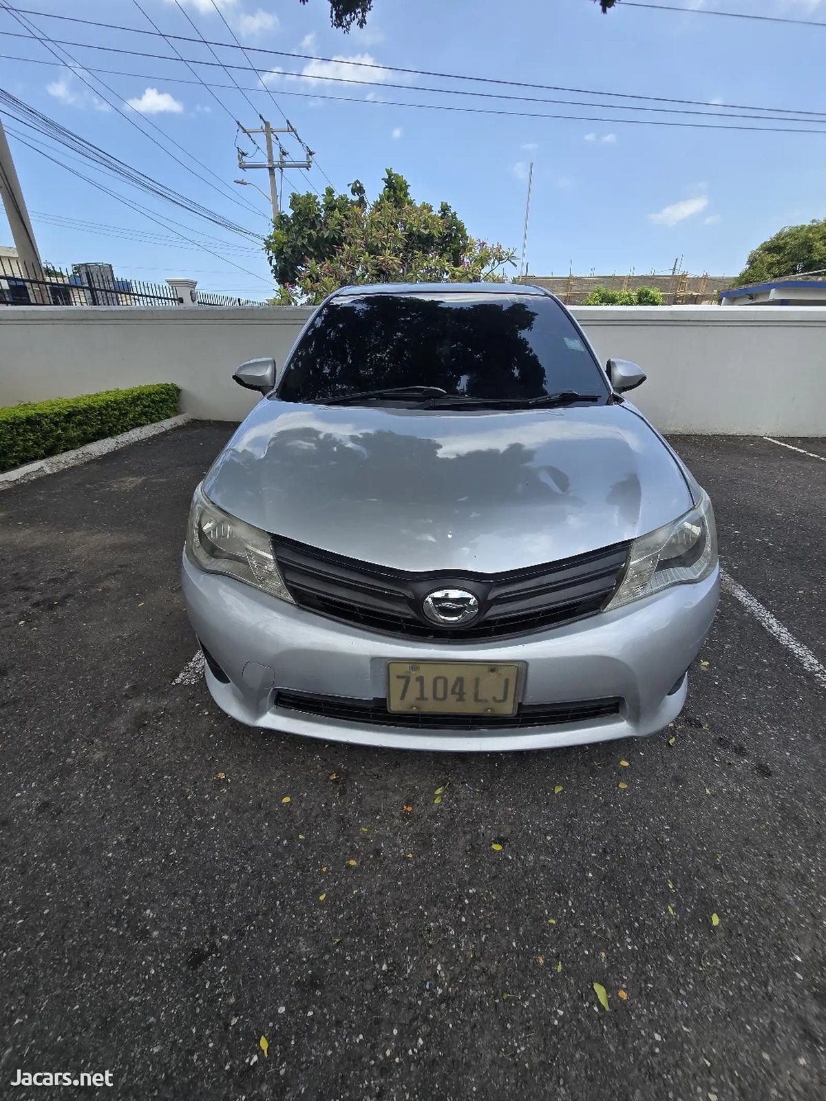 2012 TOYOTA Axio