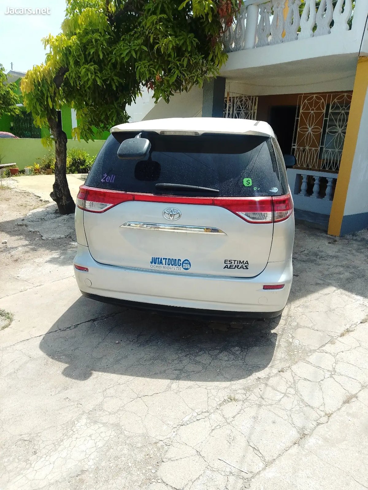 2012 TOYOTA Estima