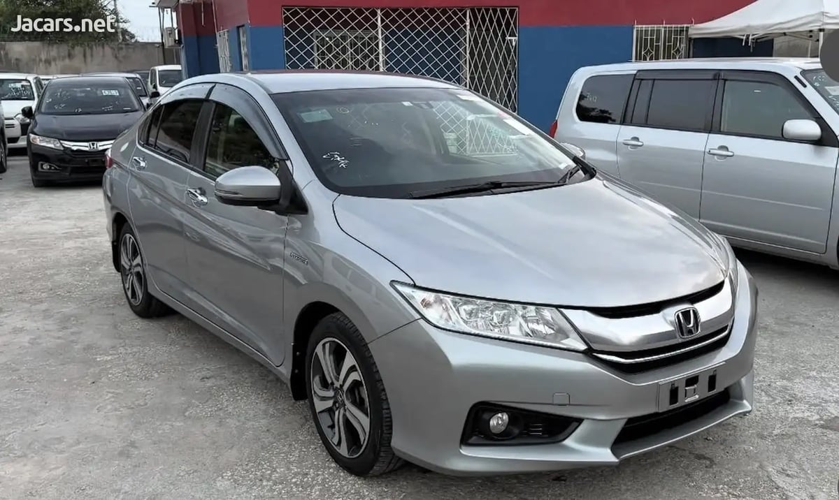 2015 HONDA Grace