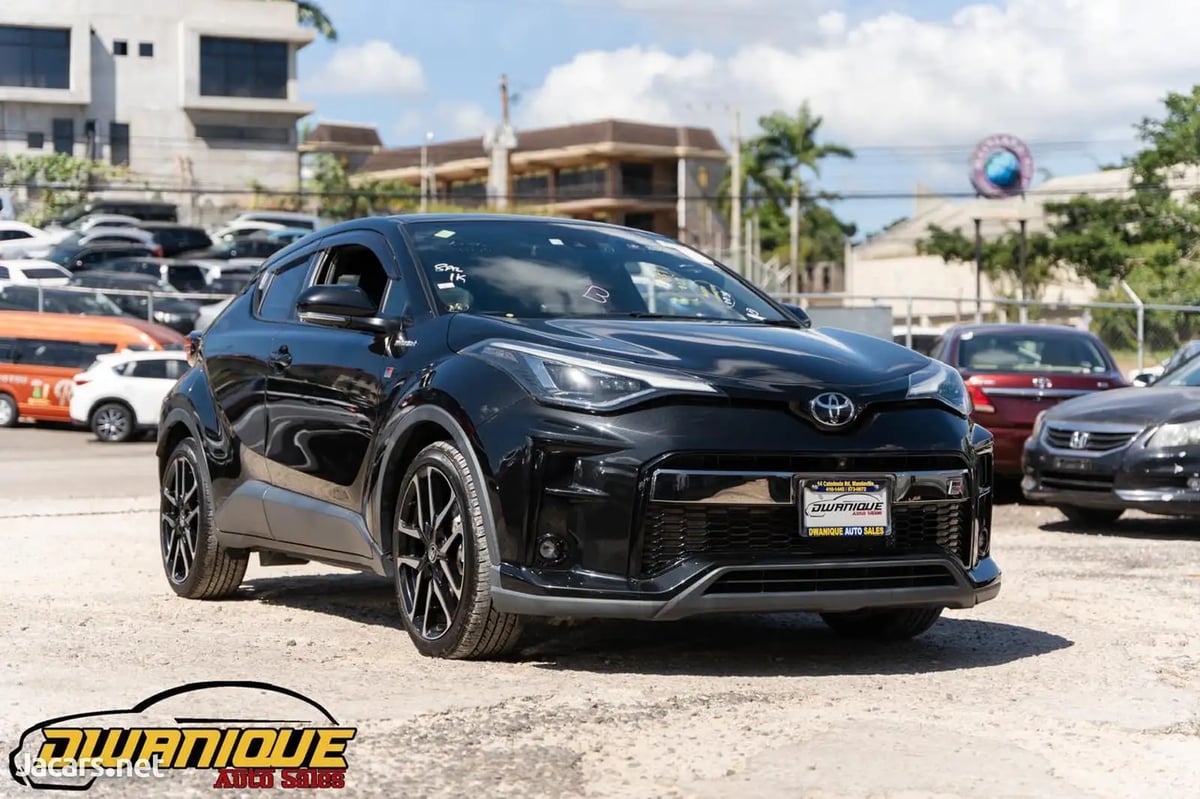 2020 TOYOTA C-HR