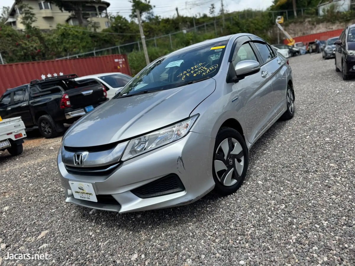 2015 HONDA Grace