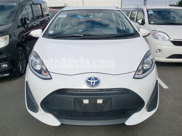 2019 TOYOTA AQUA