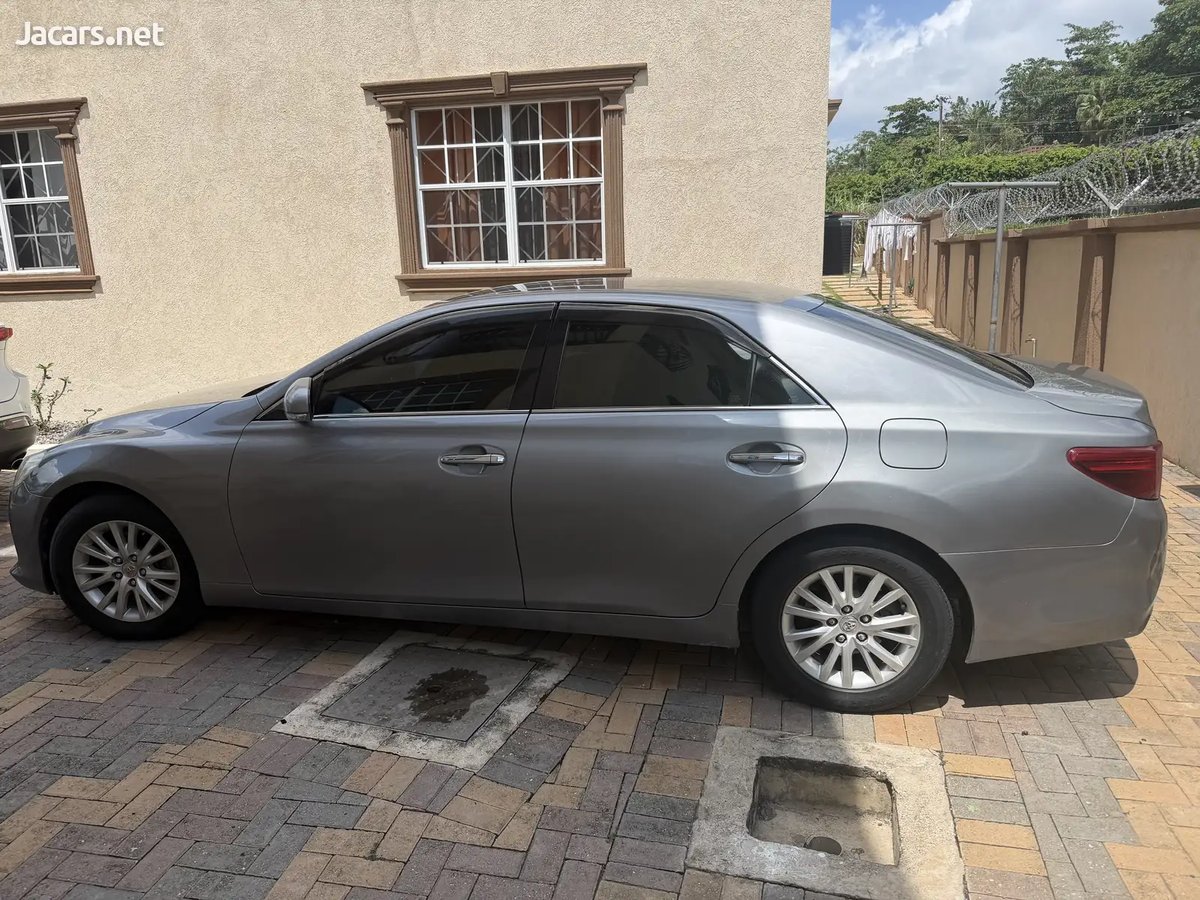 2015 TOYOTA Mark